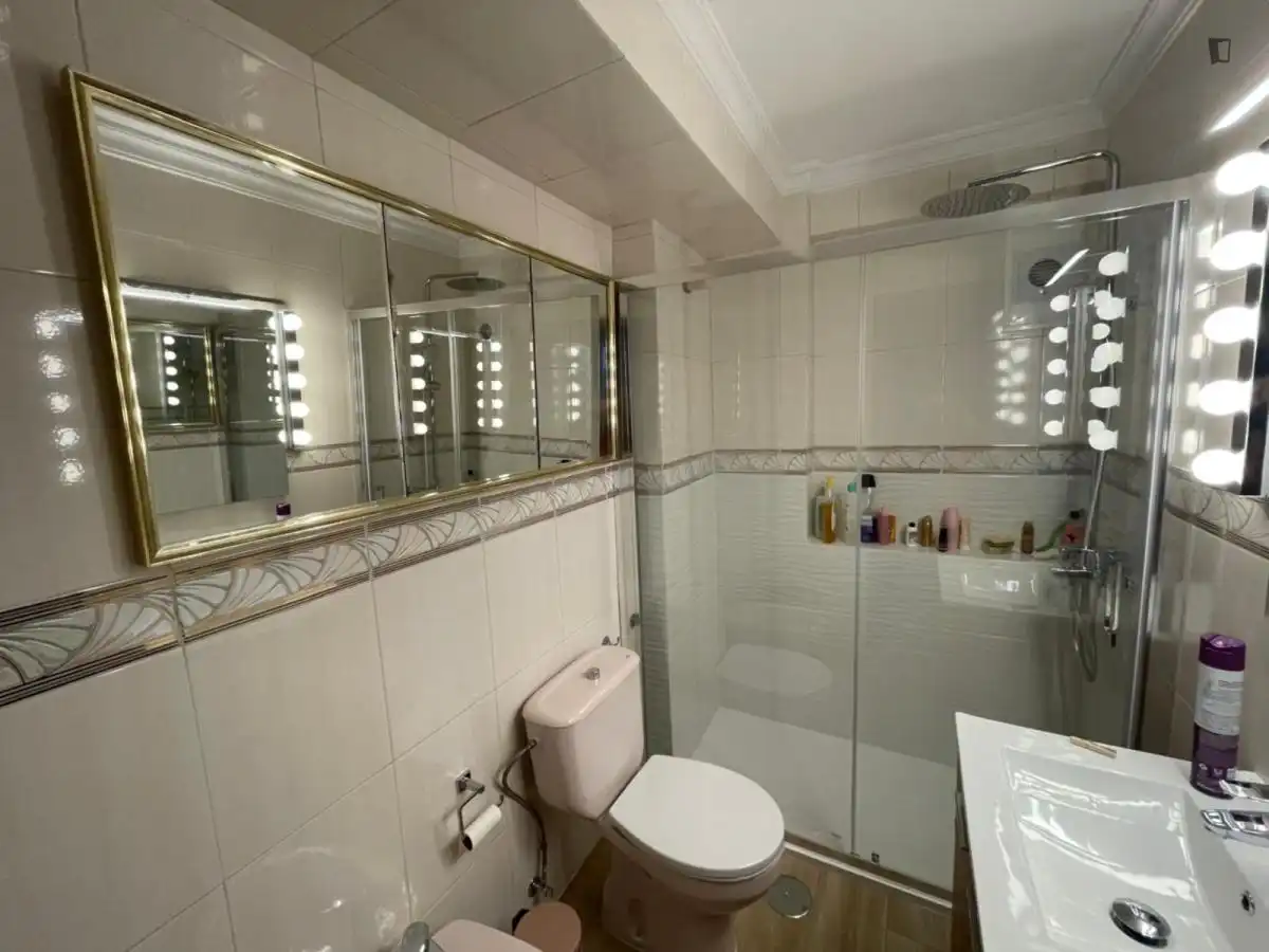 Habitación en Alegría de la Huerta- Jardín de Málaga
