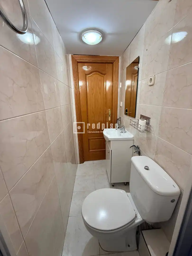 Baño de Piso en venta en Madrid con Calefacción y Terraza