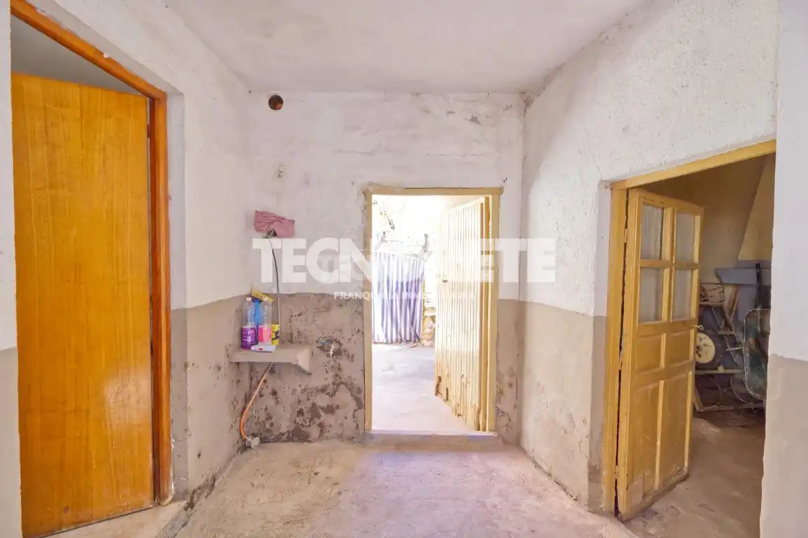 Casa adosada en venta en Consuegra con Jardín privado