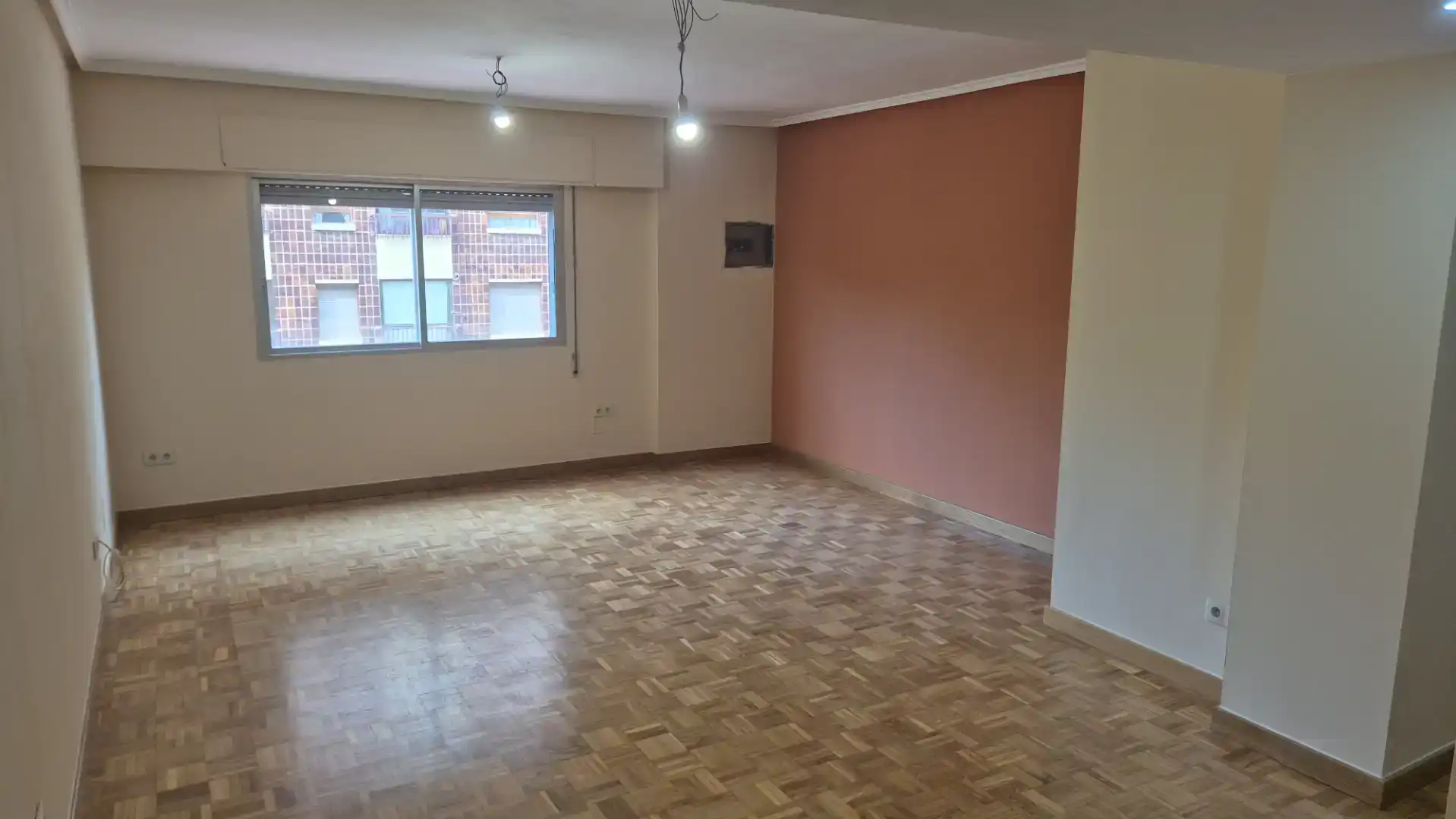 Sala d'estar de Pis en venda en  Zaragoza Capital amb Aire condicionat