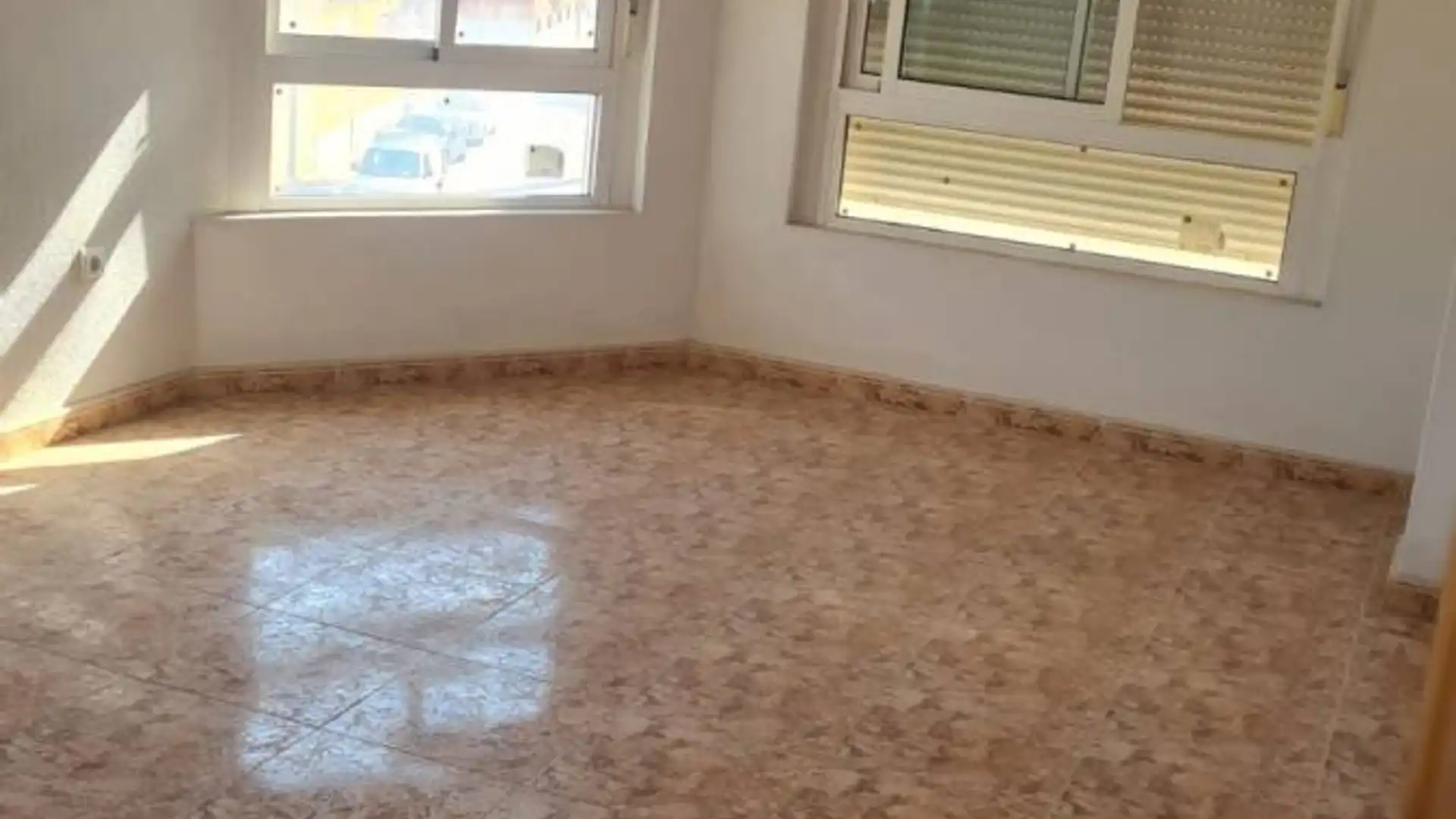 Habitación de Piso en venta en Catral con Calefacción