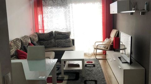 Foto 2 de Piso en venta en Calle San Pancracio, 3, Puerto Deportivo, Fuengirola
