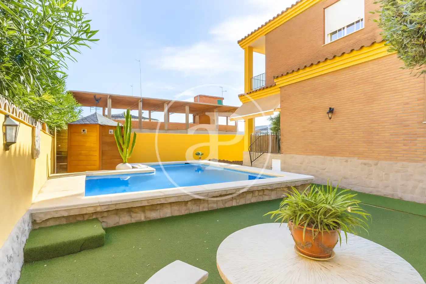 Piscina de Casa adosada en venta en Burriana / Borriana con Calefacción, Jardín privado y Terraza