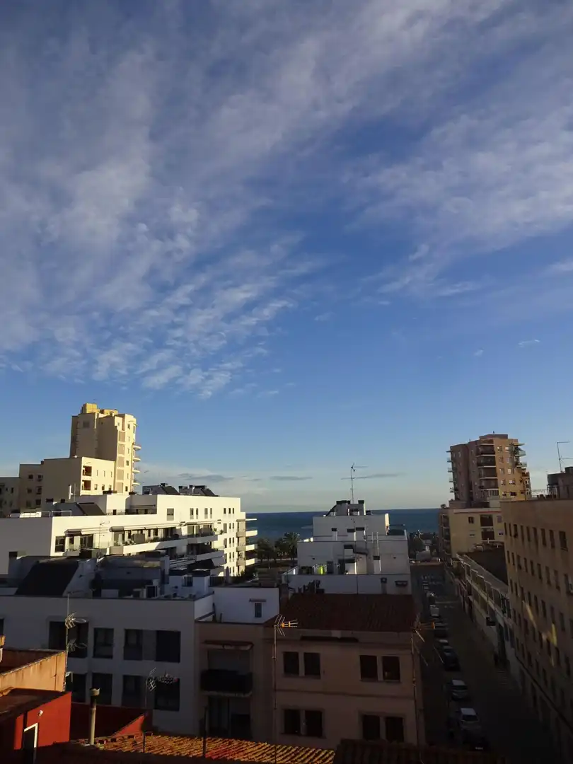Vista exterior de Àtic en venda en Mataró amb Aire condicionat, Calefacció i Terrassa