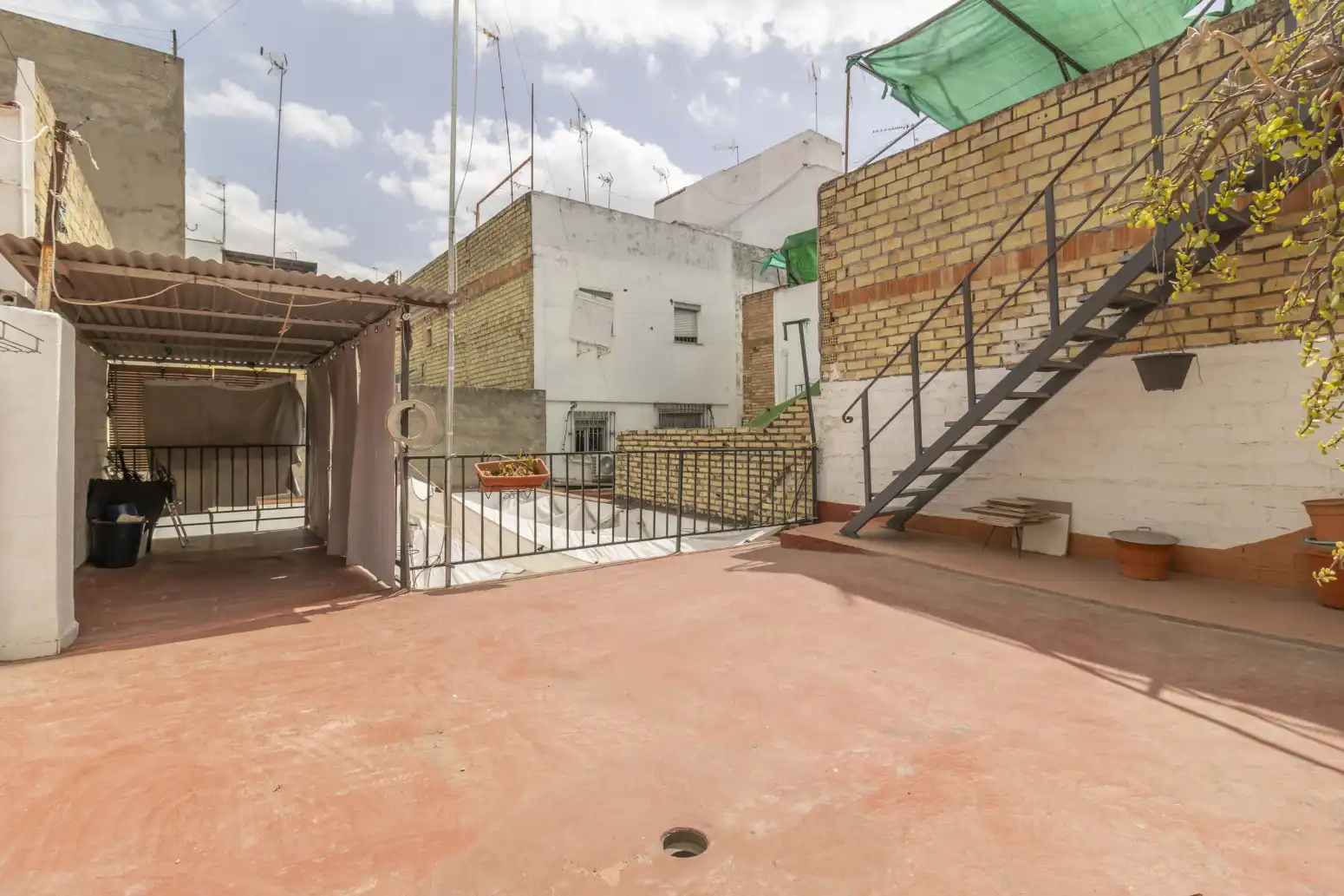 Terrace of Detached homes for sale in Sevilla  with Air Conditioner, Terrace and Balcony