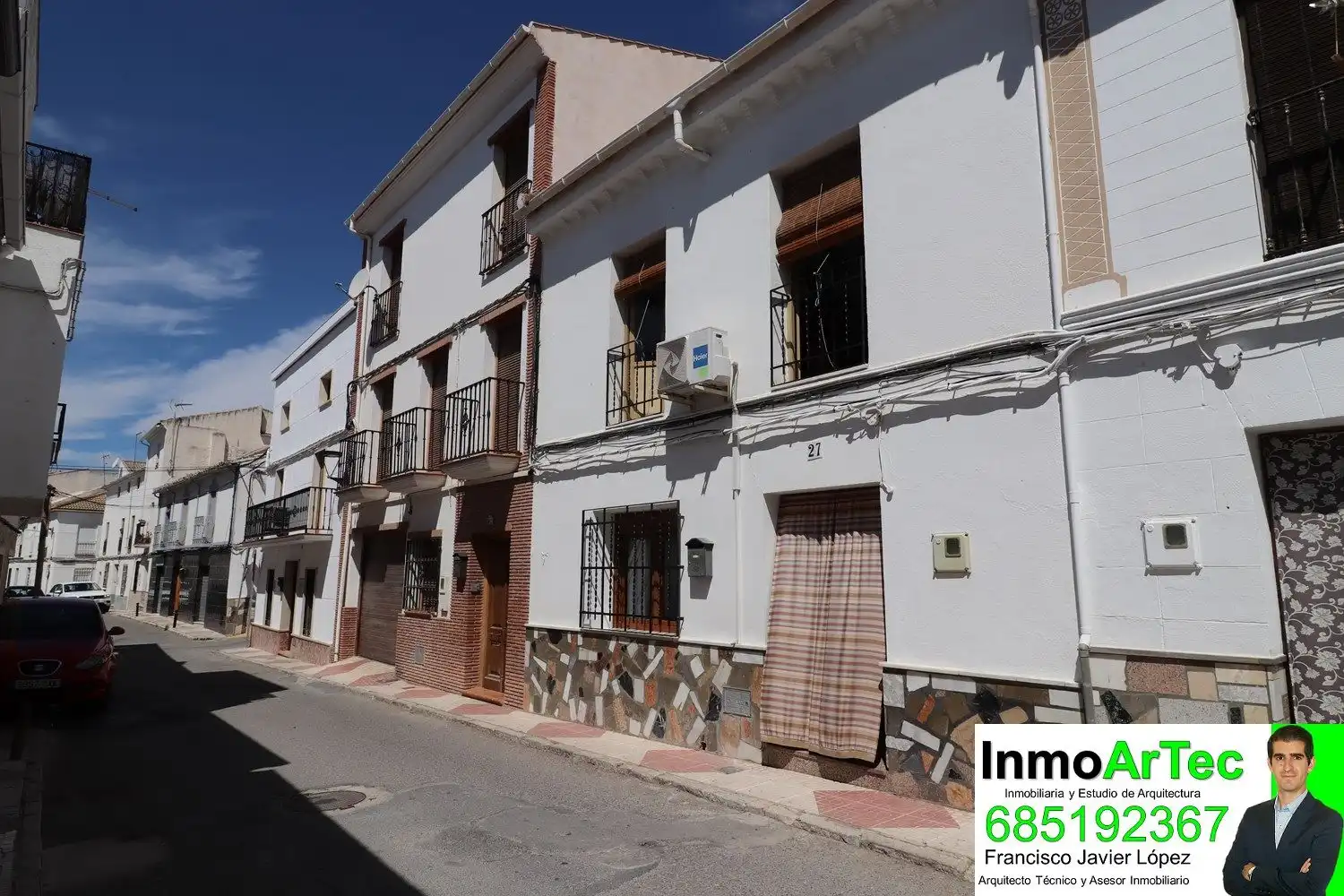 Vista exterior de Casa o xalet en venda en Íllora amb Terrassa, Traster i Balcó