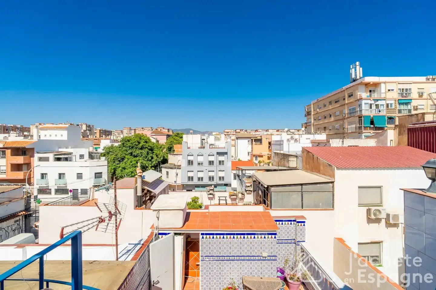 Vista exterior de Dúplex en venda en Málaga amb Aire condicionat, Terrassa i Traster