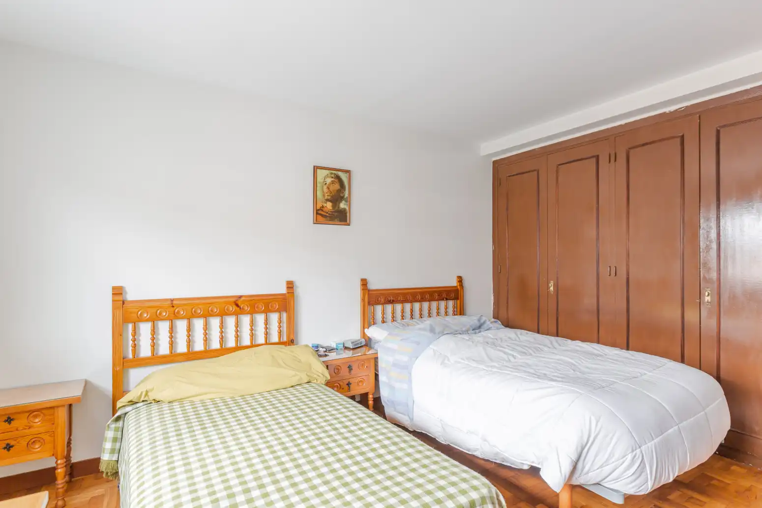 Habitación de Piso en venta en  Pamplona / Iruña con Calefacción, Parquet y Terraza