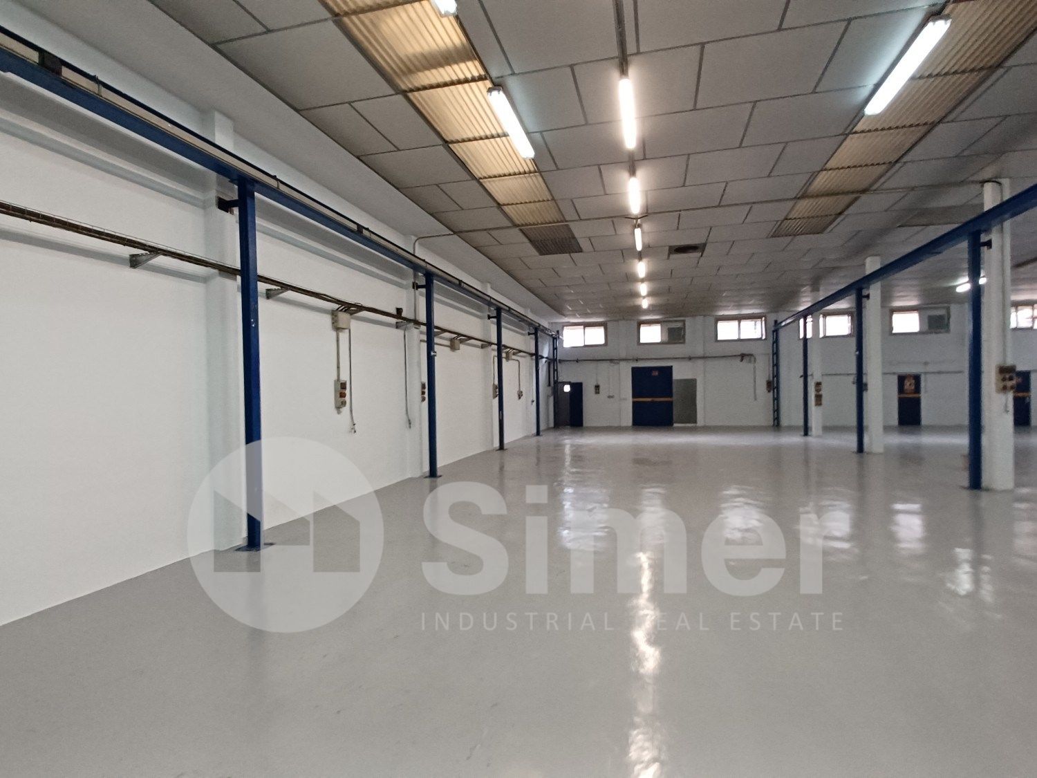 Nau industrial de lloguer en Lliçà d'Amunt