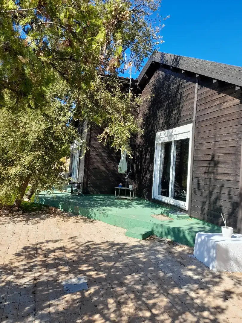 Außenansicht von Haus oder Chalet zum Verkauf in Villalbilla mit Klimaanlage, Heizung und Privatgarten