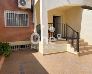 Casa adosada de lloguer en San Antonio de Benagéber amb Aire condicionat, Terrassa i Moblat