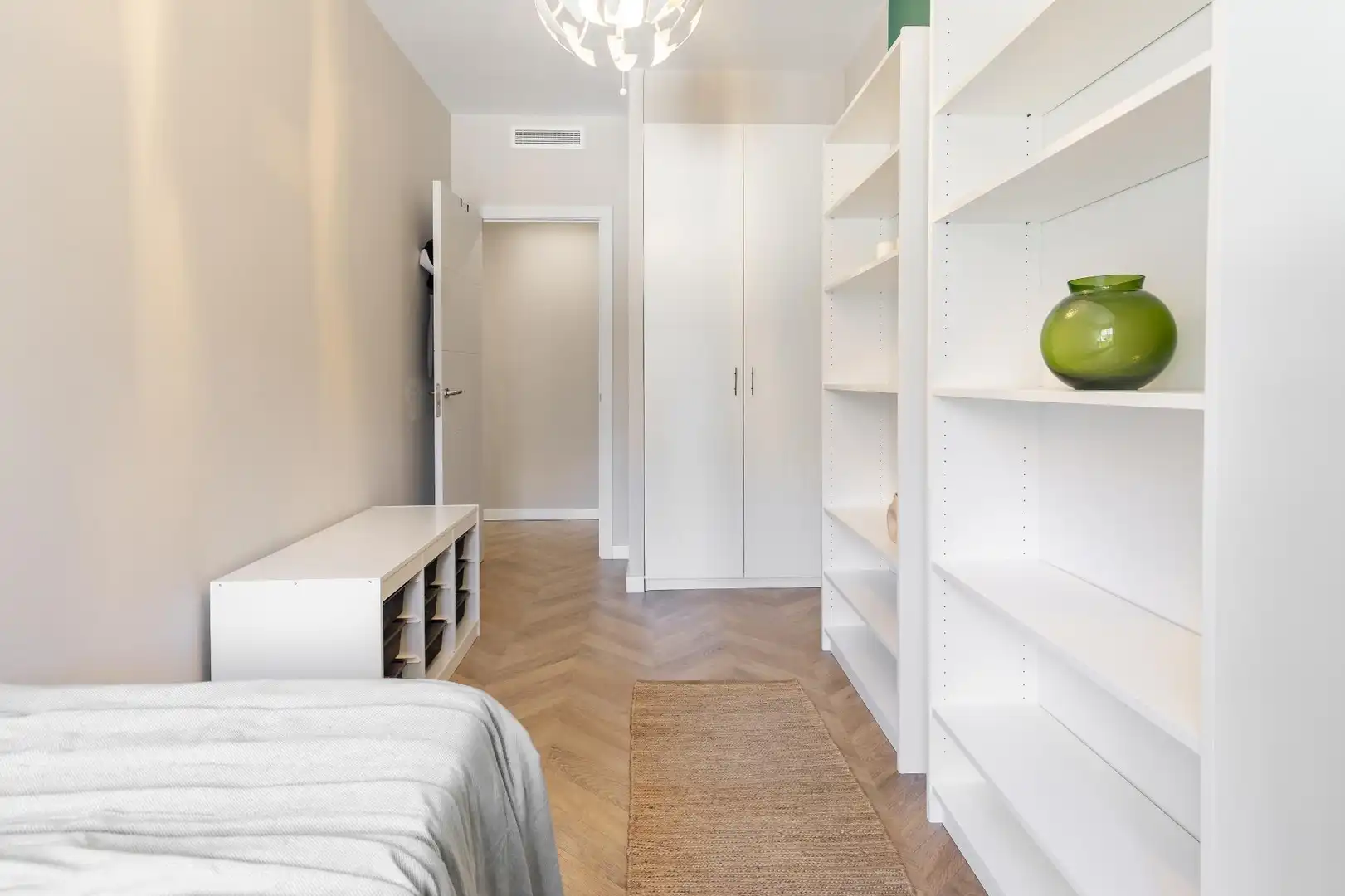 Bedroom of Flat for sale in Valencia  with Air Conditioner, Heating and Storage room