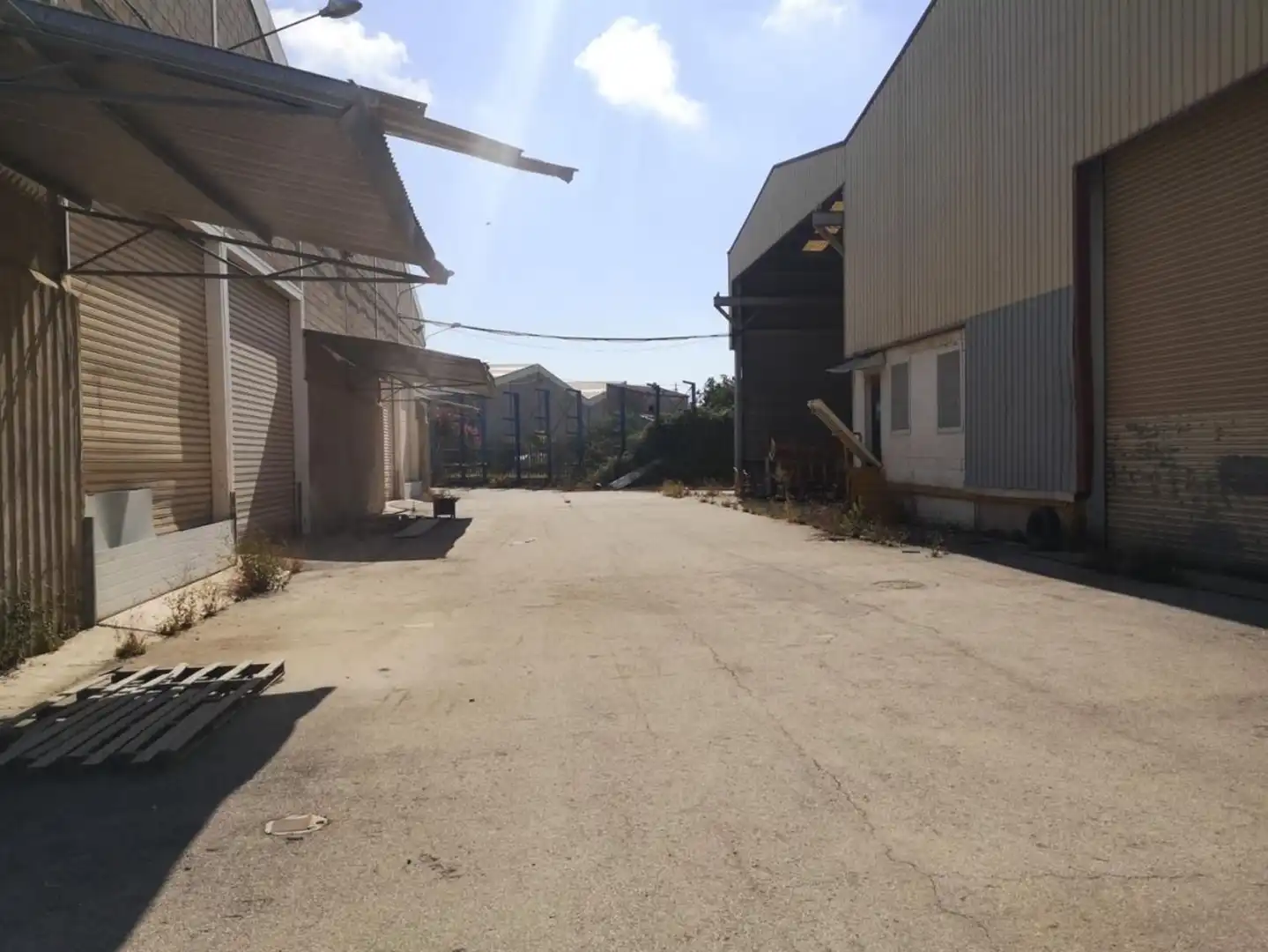 Exterior view of Commercial properties for sale in Valencia