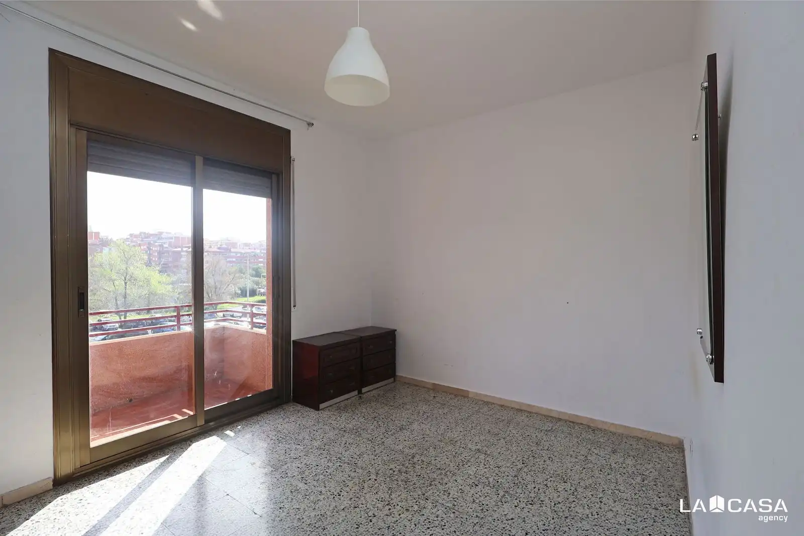 Habitación de Piso en venta en Esplugues de Llobregat con Calefacción y Balcón