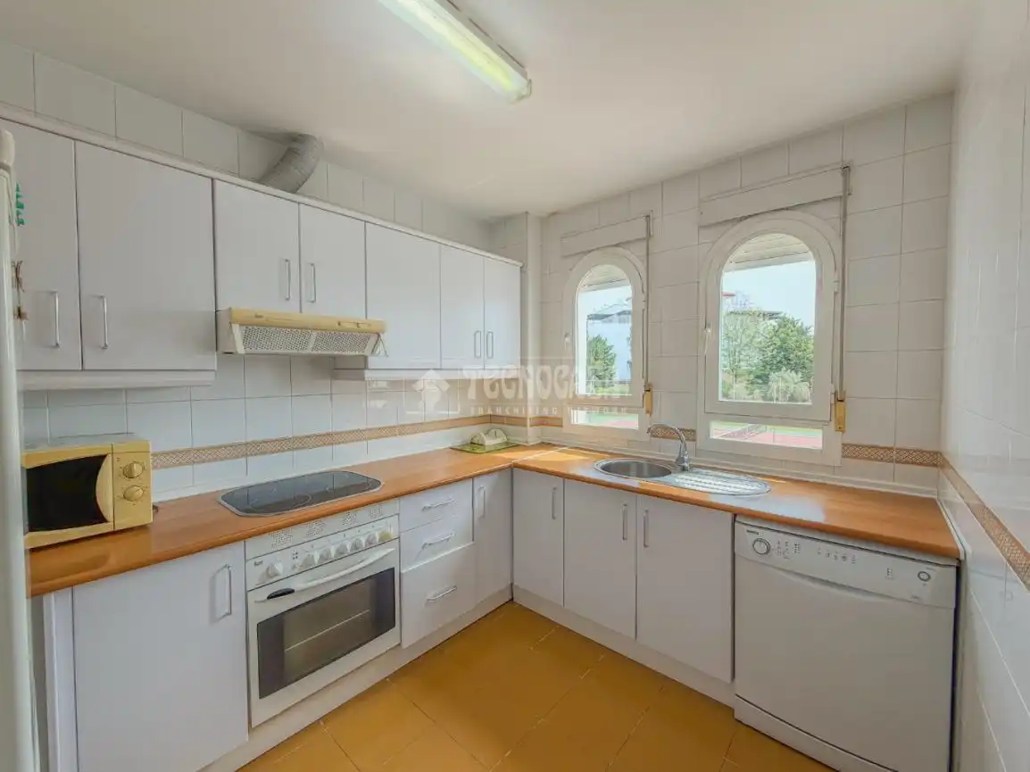 Kitchen of Flat for sale in Rota  with Air Conditioner, Terrace and Storage room