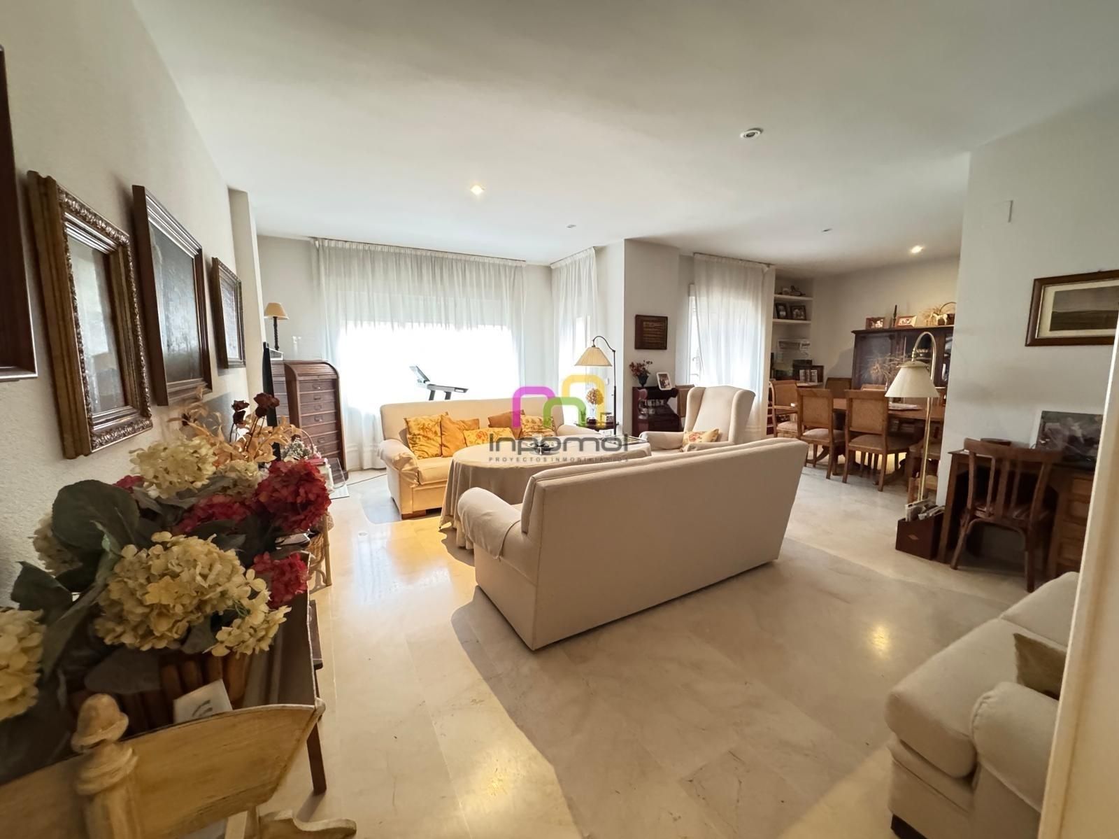 Living room of Flat for sale in Badajoz Capital  with Air Conditioner, Heating and Parquet flooring