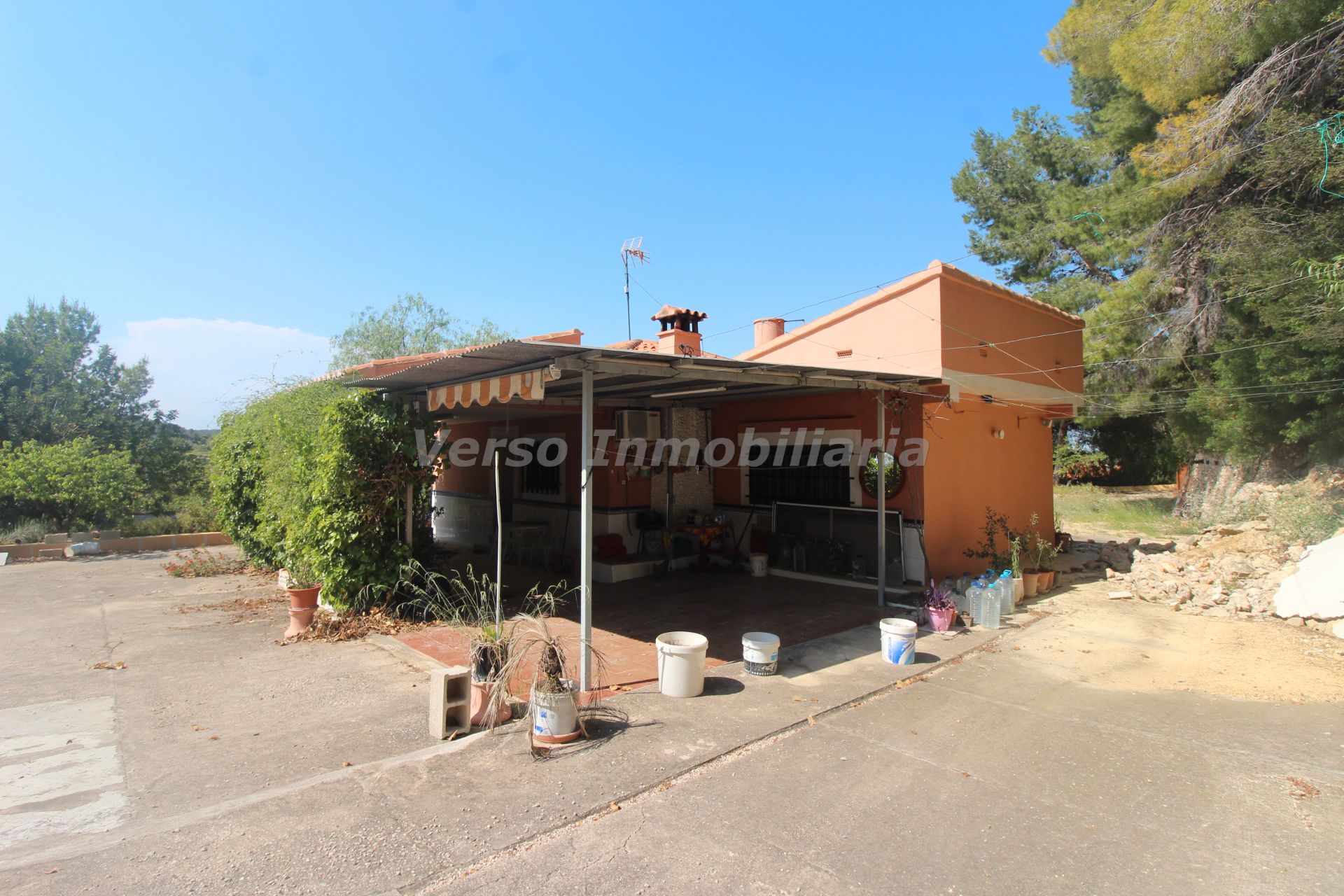 Vista exterior de Casa o xalet en venda en  Madrid Capital amb Terrassa