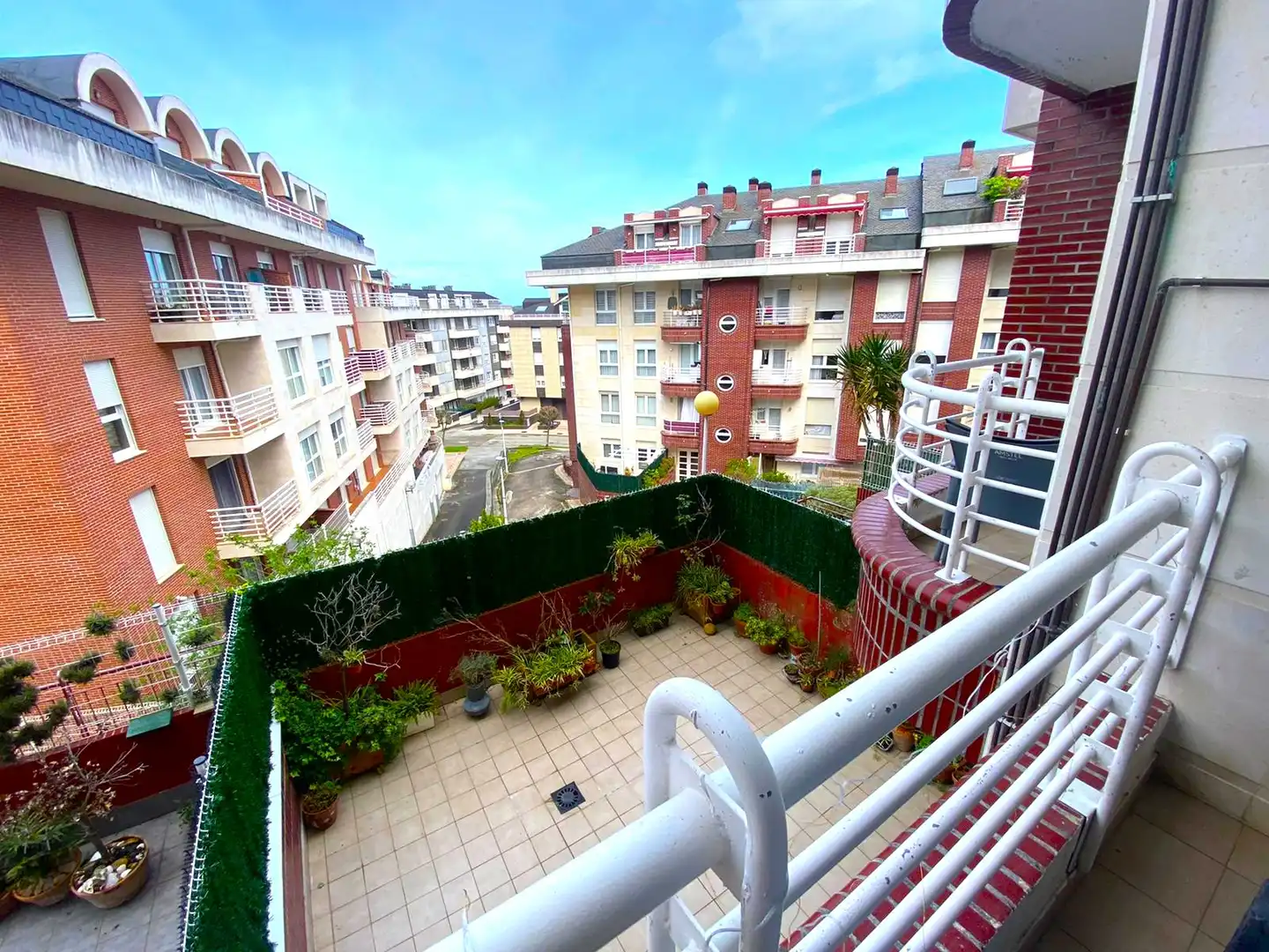 Balcony of Flat for sale in Castro-Urdiales  with Heating, Parquet flooring and Terrace