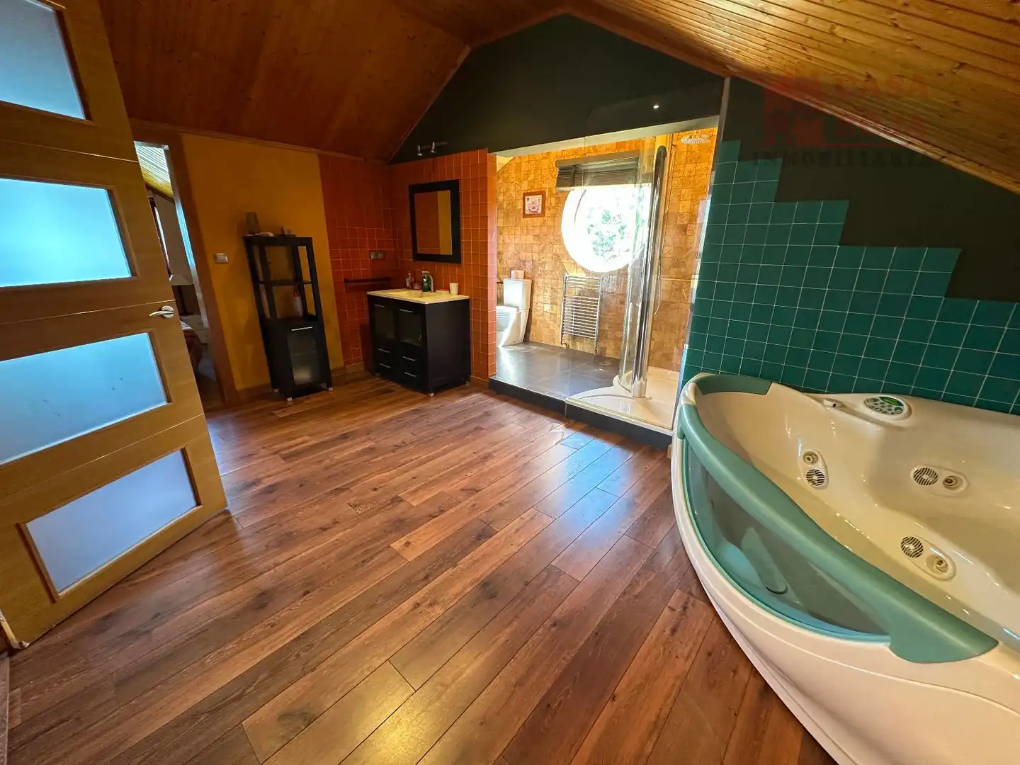 Bathroom of Houses for sale in Cangas   with Air Conditioner, Heating and Terrace