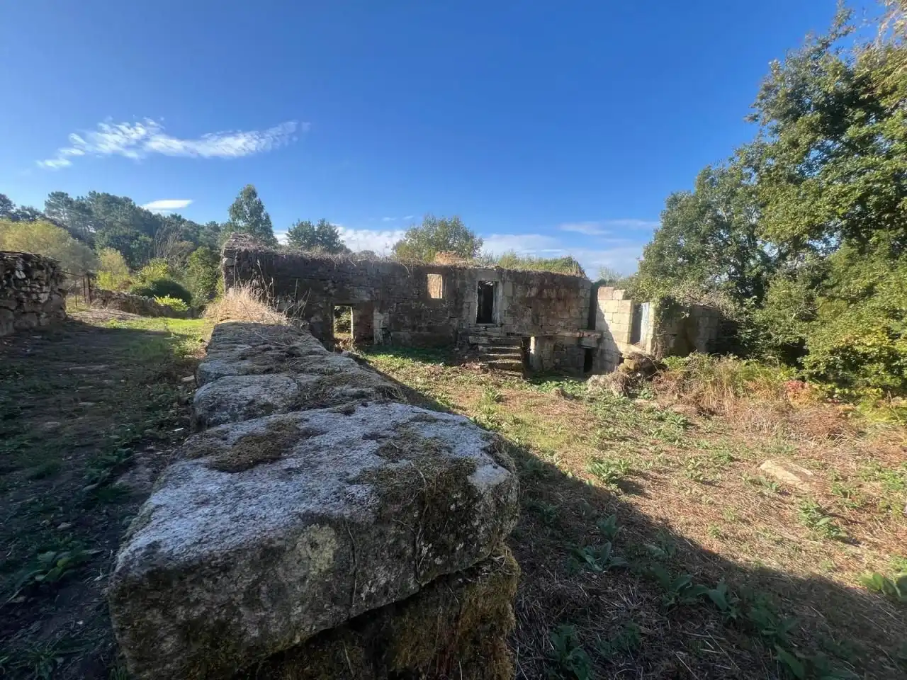Casa en venta en Amoeiro