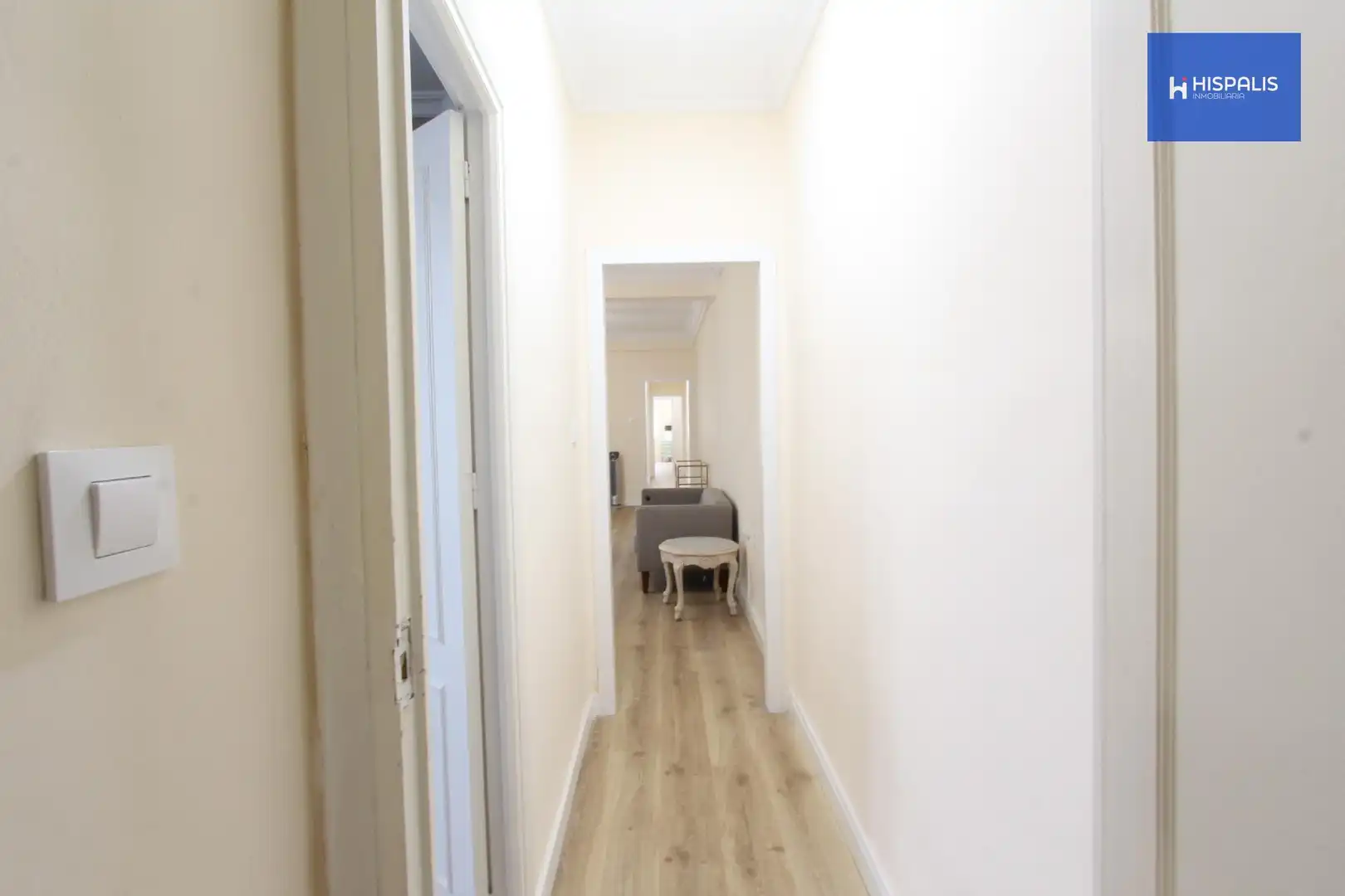 Ground floor for sale in Sevilla  with Air Conditioner and Heating