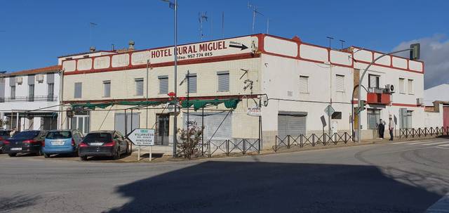 Local comercial en Venta en Calle el Viso en Alcaracejos