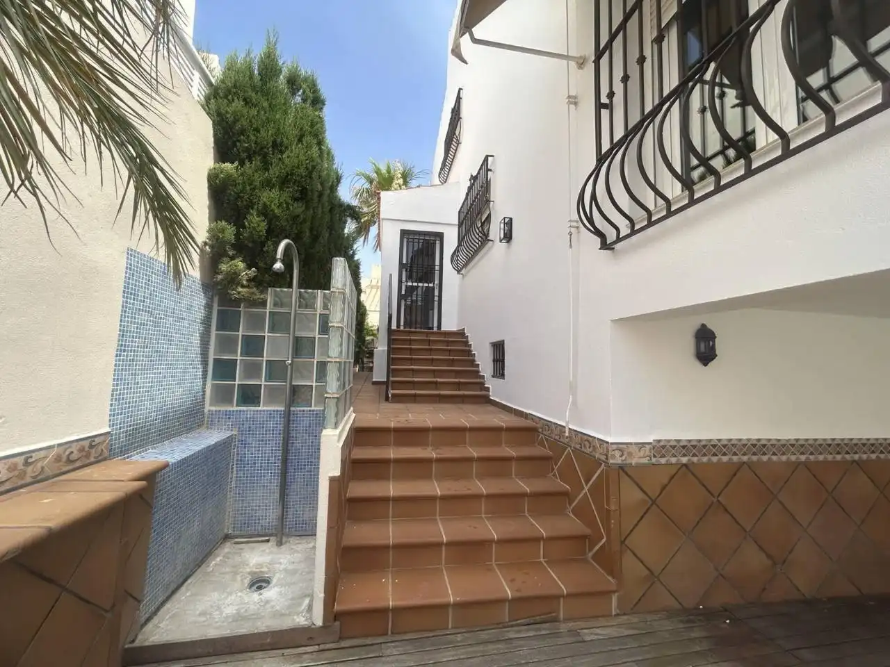 Exterior view of Houses for sale in Roquetas de Mar  with Air Conditioner, Private garden and Terrace