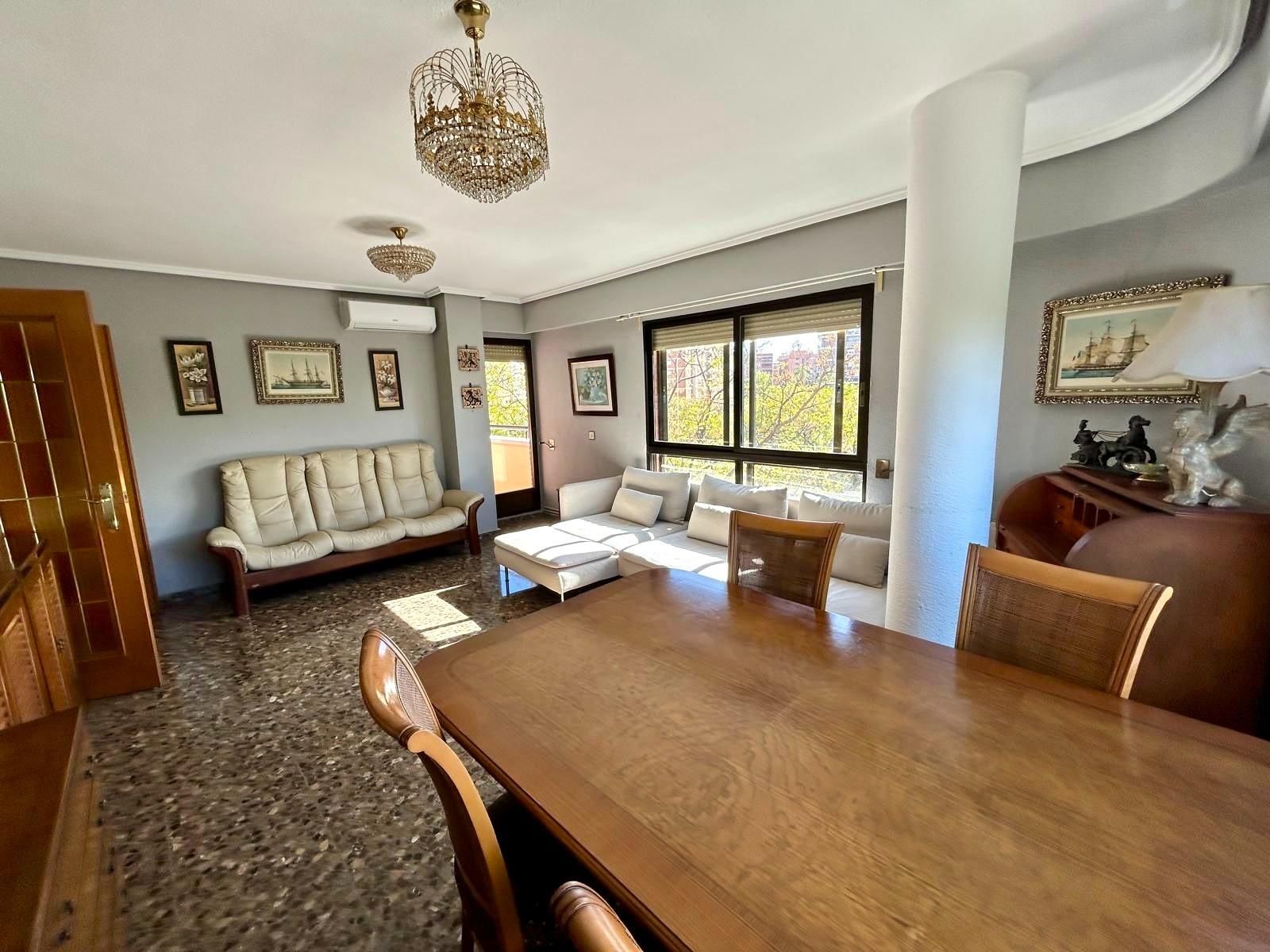 Sala de estar de Piso en venta en  Valencia Capital con Aire acondicionado, Calefacción y Balcón