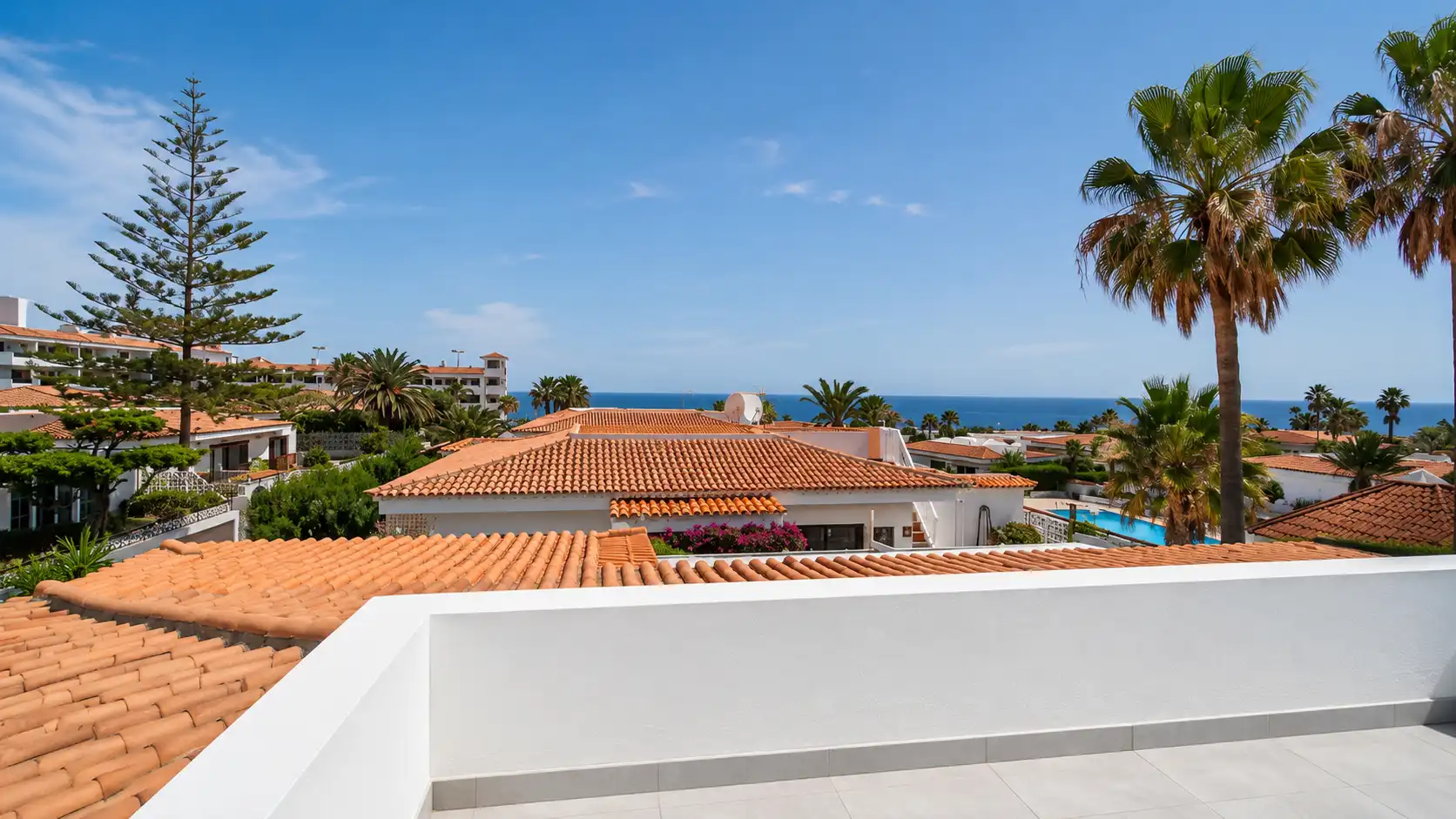 Vista exterior de Casa o chalet en venta en Arona con Jardín privado, Terraza y Amueblado