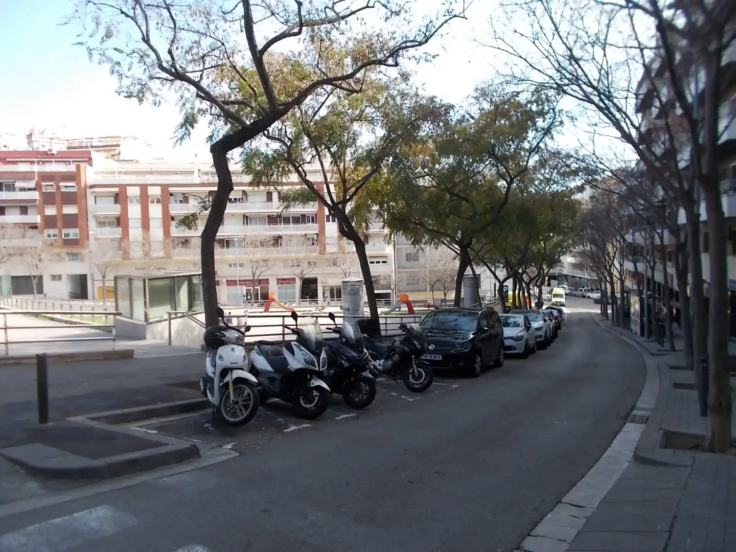 Garage for rent in Carrer del Mestre Antoni Nicolau, Centre
