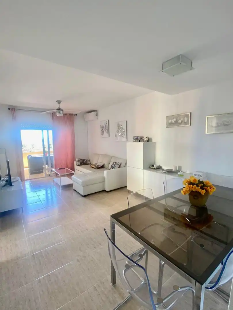 Apartamento con piscina en alquiler en Orihuela Costa, imagen 3