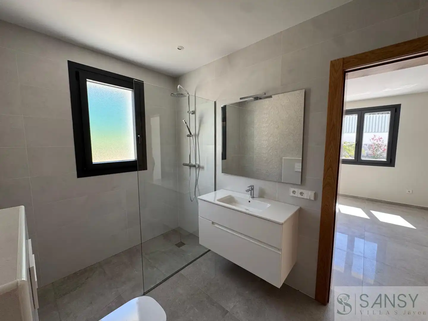 Bathroom of Houses for sale in Jávea / Xàbia  with Air Conditioner, Heating and Storage room