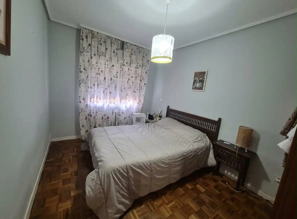 Habitación de Piso en venta en Mondéjar con Calefacción, Terraza y Amueblado