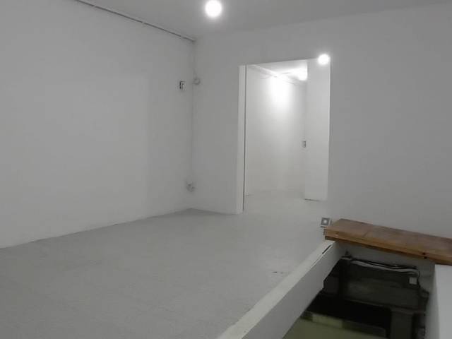 Local comercial en Alquiler en Carrer del Doctor Robert, 153 en Bufalà