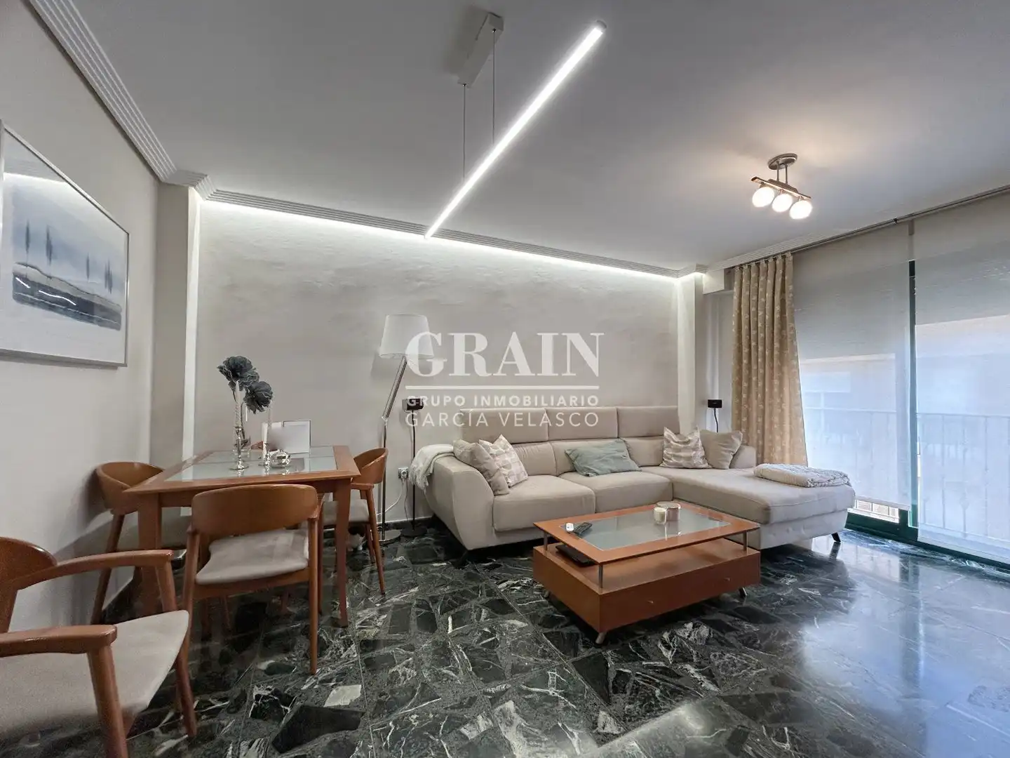 Sala d'estar de Àtic en venda en  Albacete Capital amb Aire condicionat, Calefacció i Terrassa