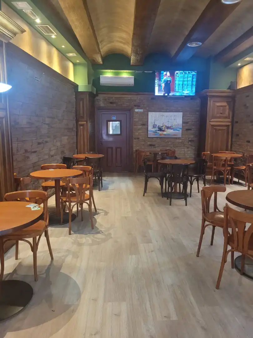 Business premises for sale in Calle la Vega, imagen 3
