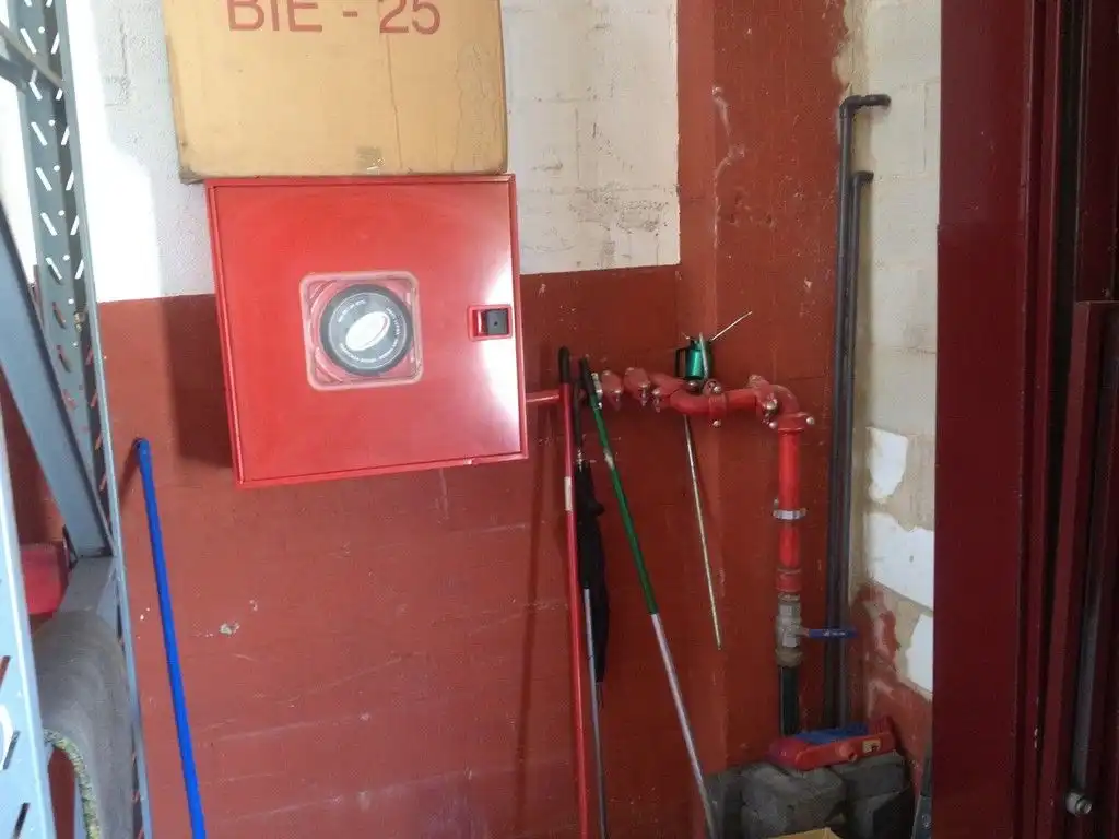 Nave industrial in affitto a Cambre, imagen 6