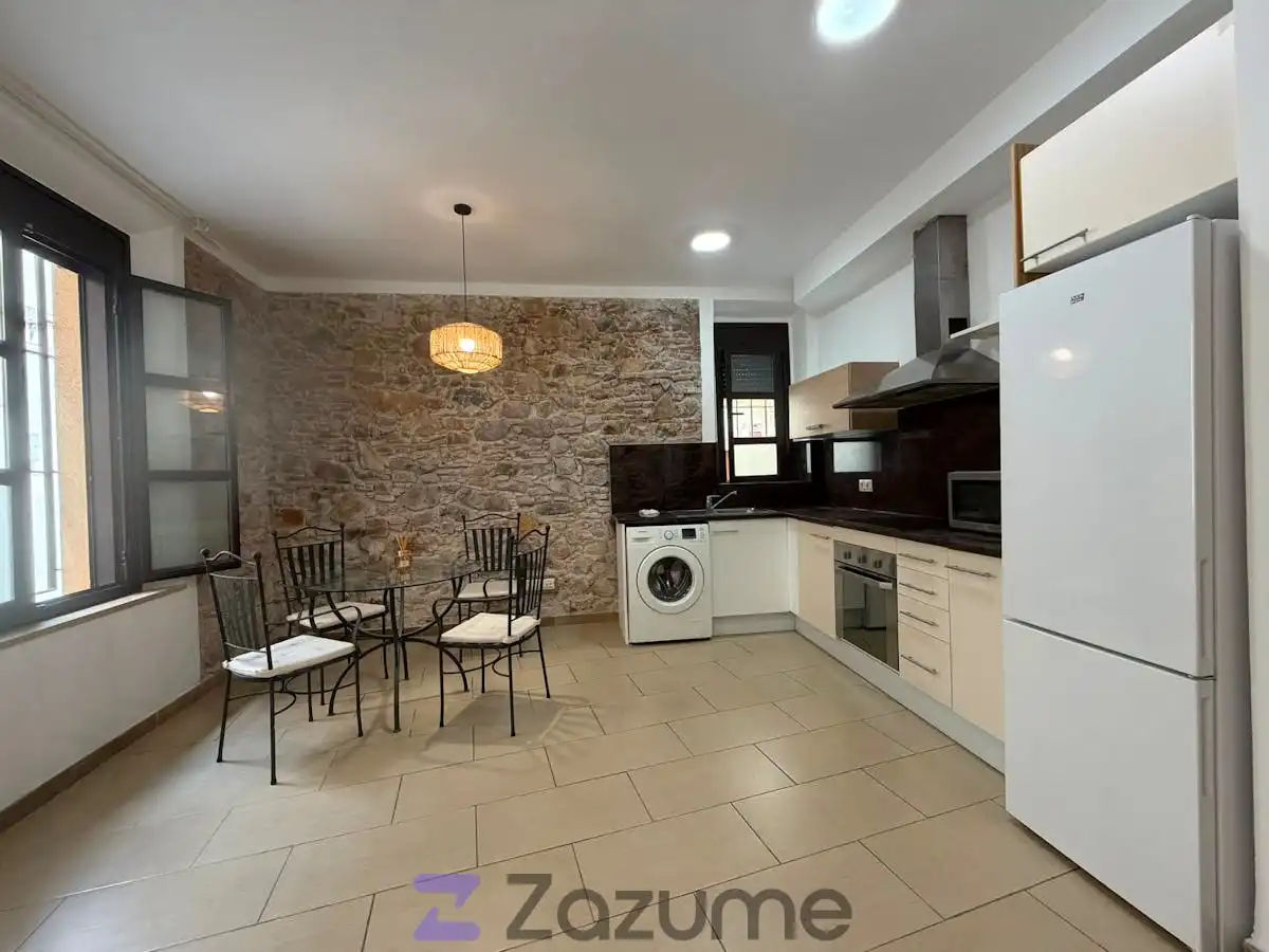 Wohnung zur Miete in Carrer Quarter, El Pedró