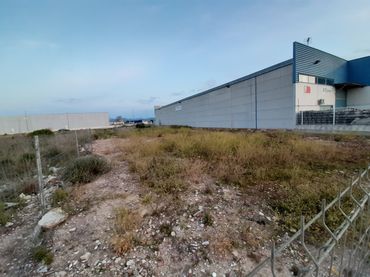 Wohnbaugrundstück zum Verkauf in La Pobla Llarga
