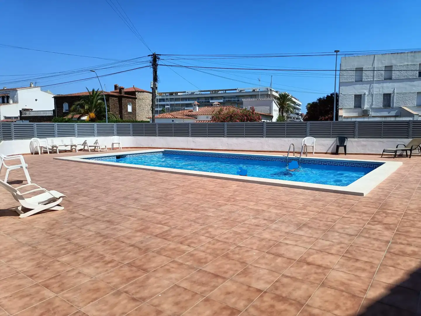 Piscina de Casa adosada en venta en Roses con Aire acondicionado, Calefacción y Jardín privado