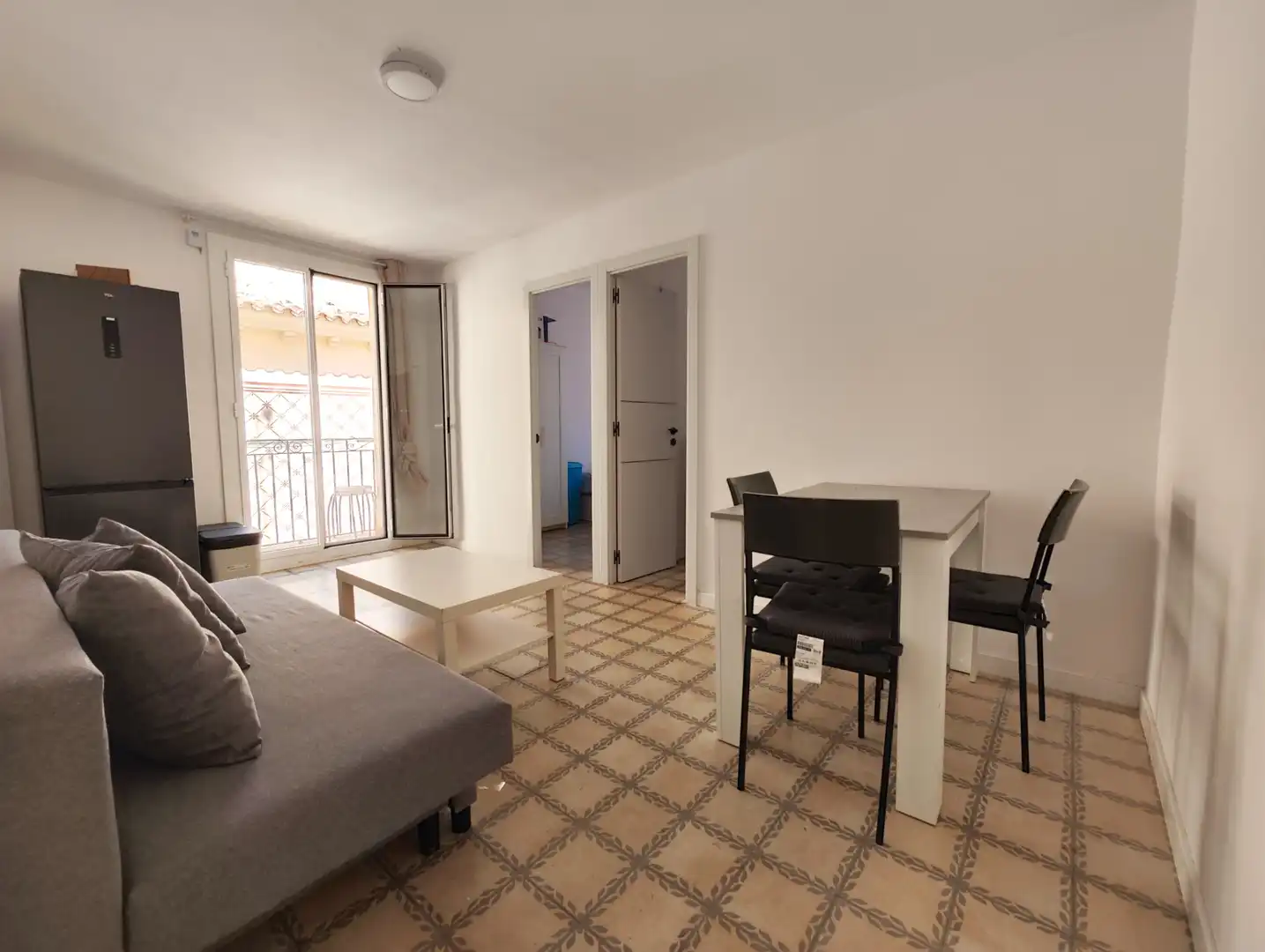 Bedroom of Buildings for sale in Barcelona