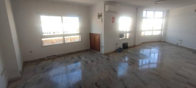 Oficina en Alquiler en Los Remedios