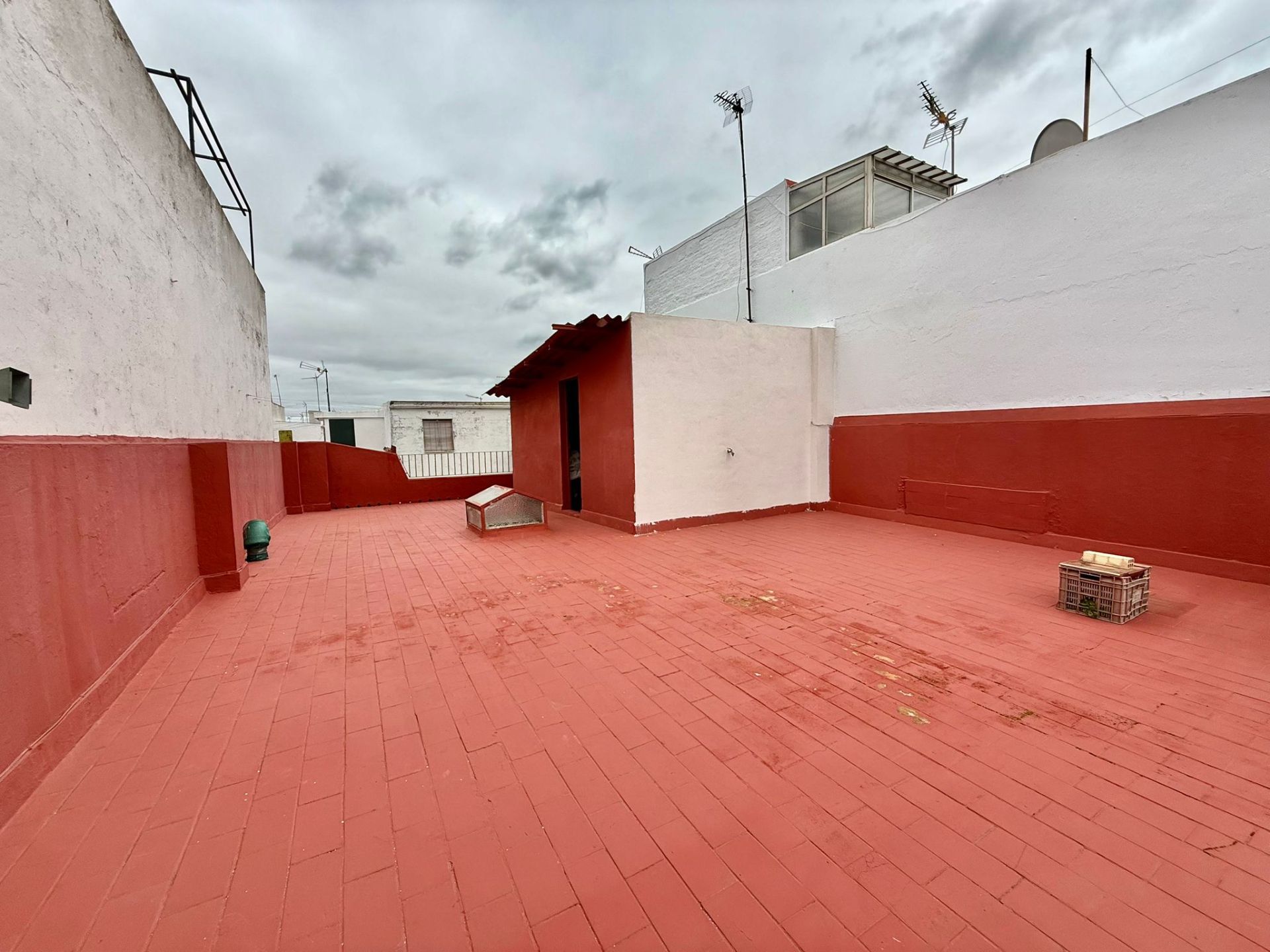 Terrace of Flat for sale in  Sevilla Capital  with Air Conditioner, Heating and Terrace