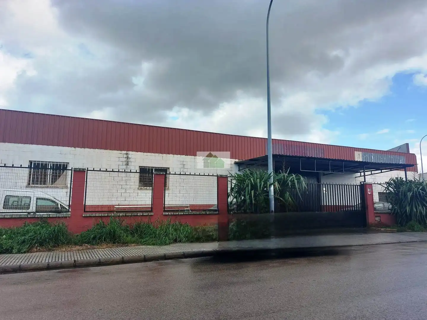 Nau industrial en venda a Montijo