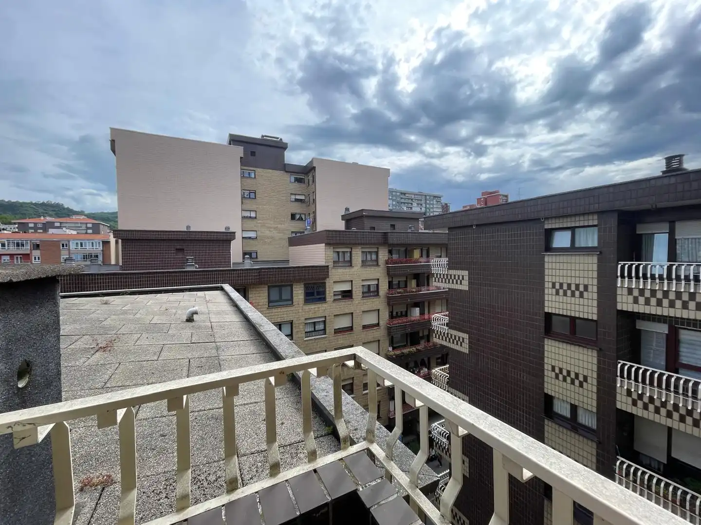 Terraza de Piso en venta en Bilbao  con Calefacción, Amueblado y Balcón