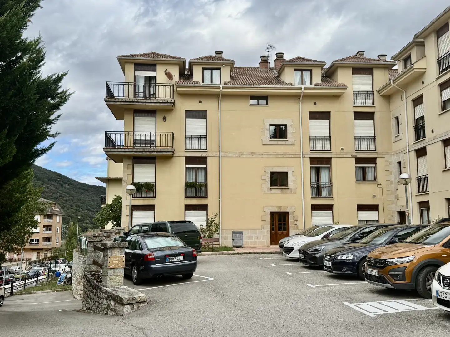 Vista exterior de Piso en venta en Cillorigo de Liébana con Calefacción y Terraza