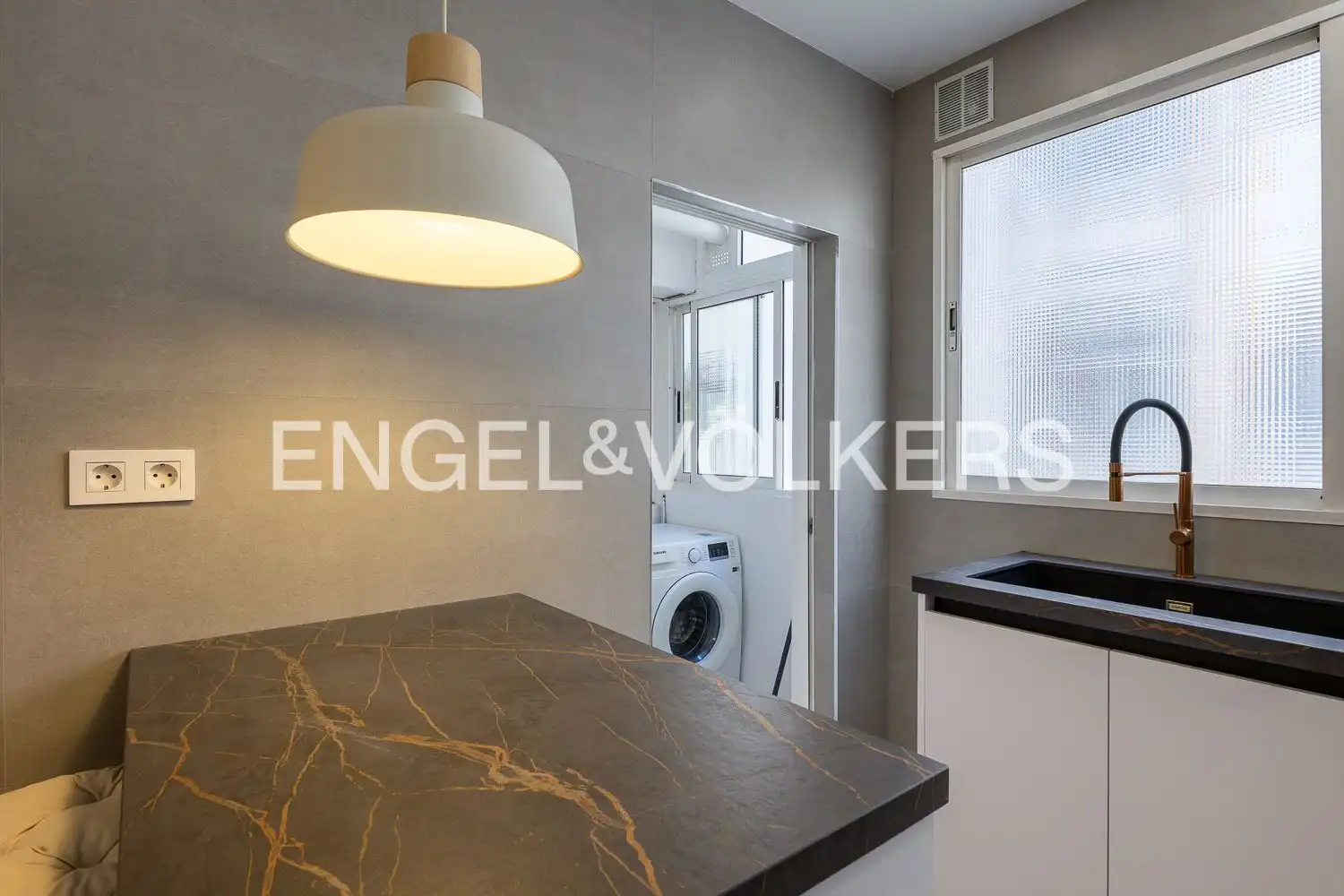 Cocina de Piso de alquiler en Valencia con Aire acondicionado, Calefacción y Terraza