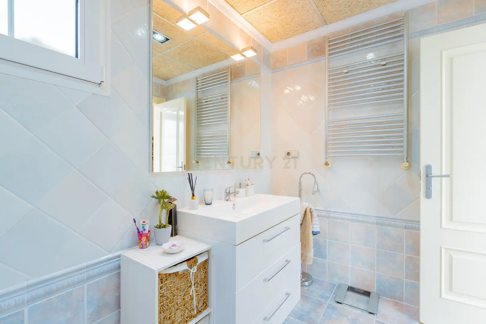 Baño de Casa o chalet en venta en Albal con Aire acondicionado, Jardín privado y Trastero