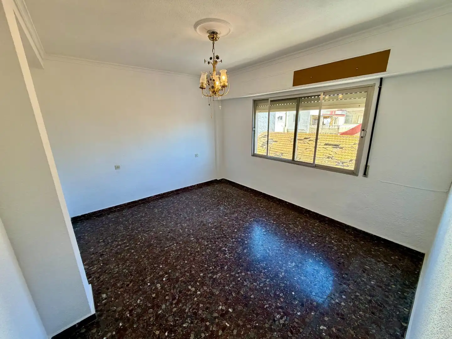 Piso con terraza en venta en MERCAT NOU, imagen 2