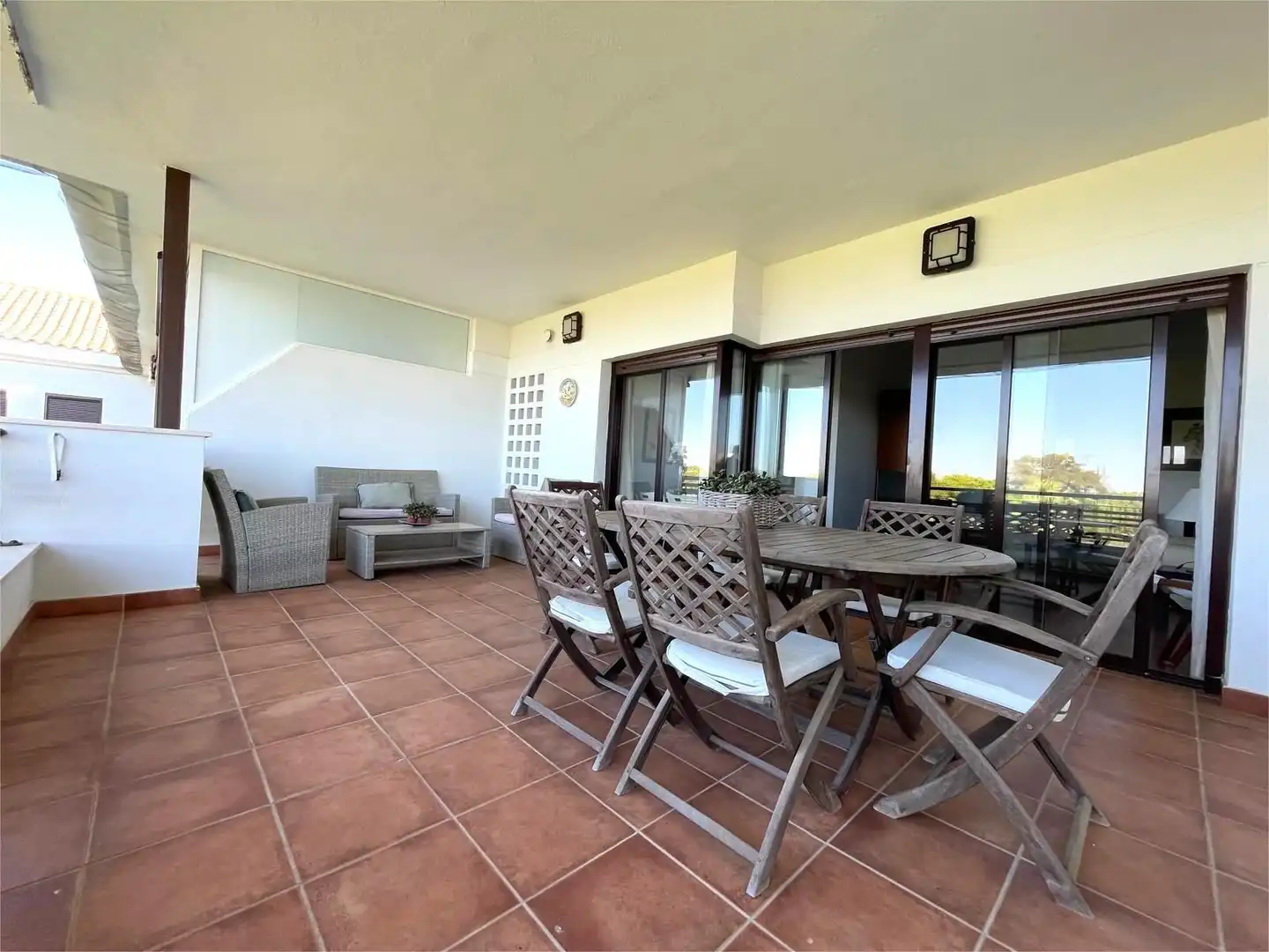 Ático con piscina en venta en El Rompido, imagen 2